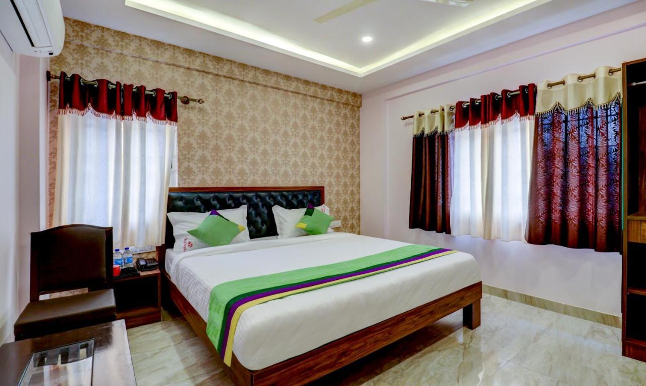 Treebo Three Street Inn Bangalore Exterior photo