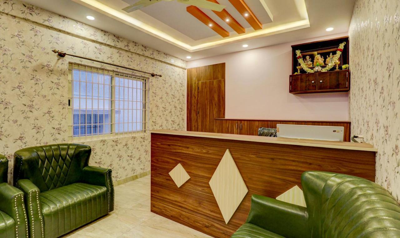Treebo Three Street Inn Bangalore Exterior photo